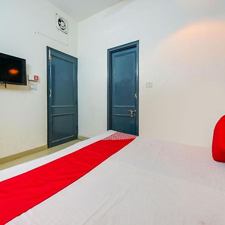 Hotel O Unique Delhi Home Stay ニューデリー エクステリア 写真